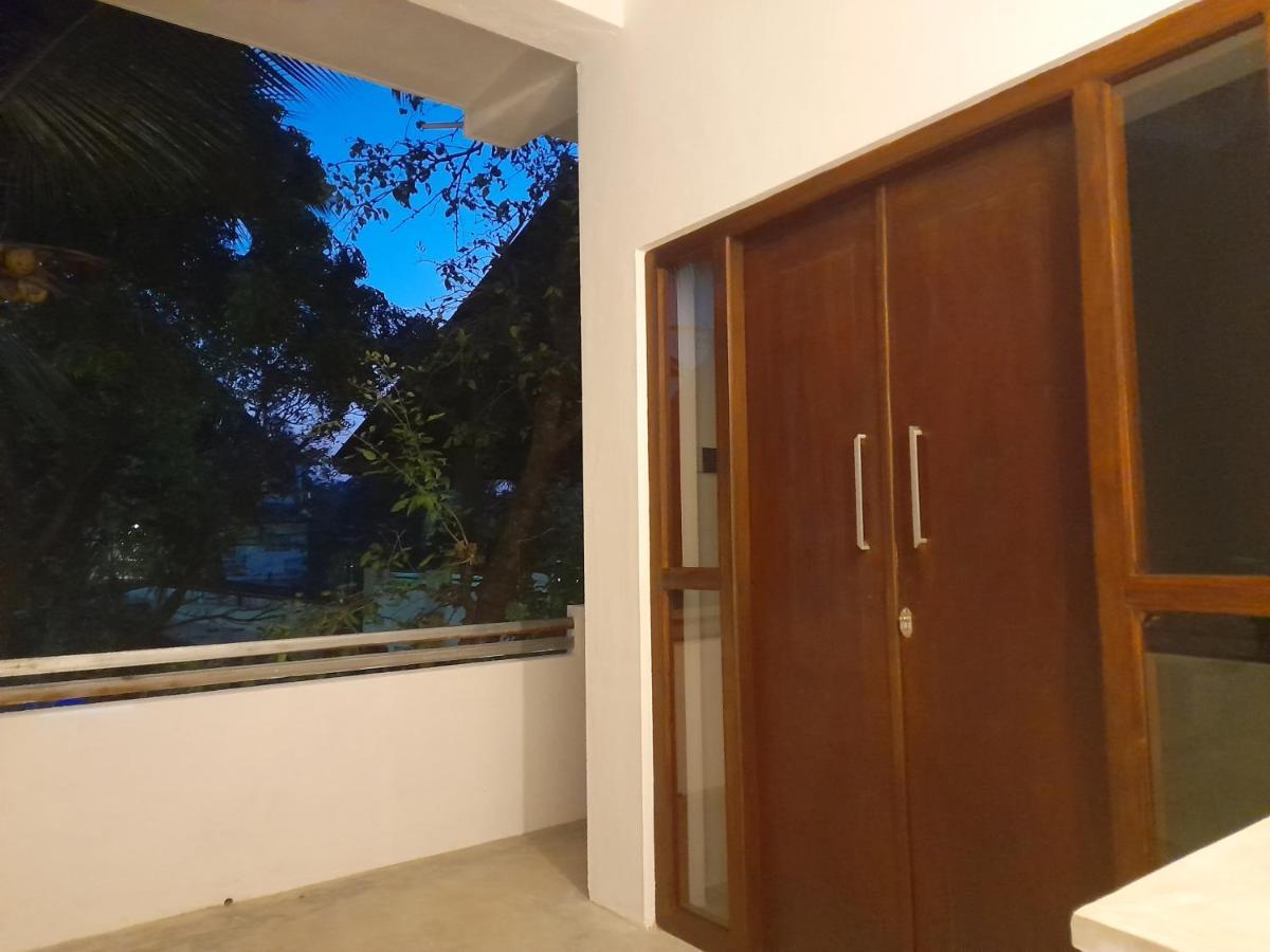 Gloria Inn Negombo Exterior foto